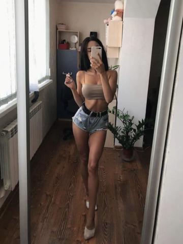 Роксана Горячая Брюнетка фото 2