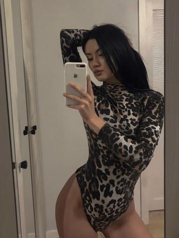 Роксана Горячая Брюнетка фото 3